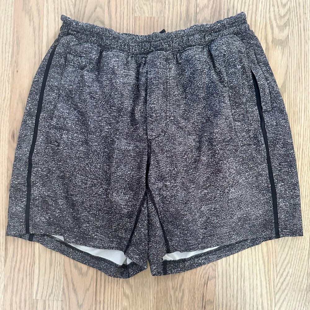 Men’s Lululemon shorts